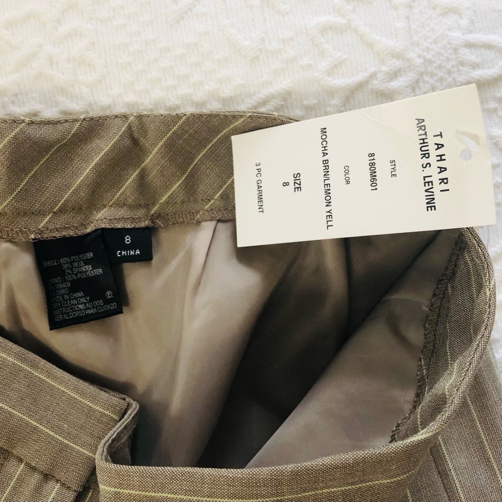 TAHARI Pantsuit NWT Arthur Levine 2PC Striped Jacket & Pant fully Lined Size 8 - Picture 13 of 13